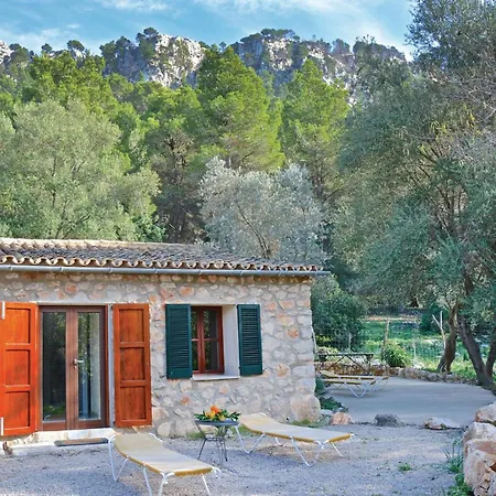 Stunning Home In Estellencs With Jacuzzi