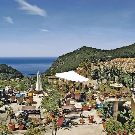 Holiday home Stunning Home In Estellencs With Jacuzzi