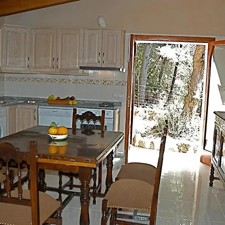 Stunning Home In Estellencs With Jacuzzi *