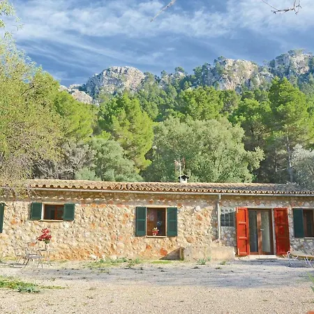 Holiday home Stunning Home In Estellencs With Jacuzzi *
